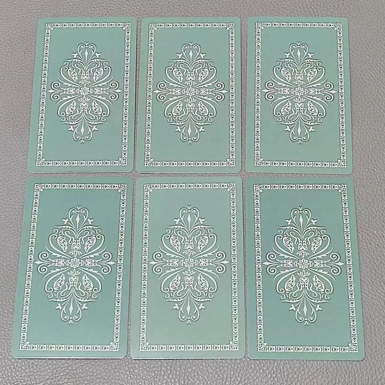 El Tarot clásico de 10,3x6cm,  - Tarot Deck With Guidebook reseña y precio